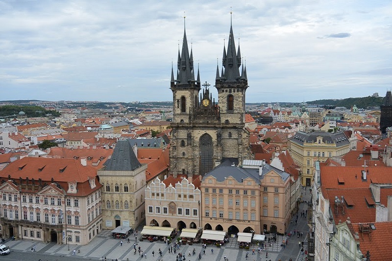 Praga ze Skalnym Miastem - wycieczka szkolna zagraniczna dla licealistów 
