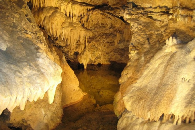 Jaskinie, baseny i zamki Słowacji - wycieczka szkolna zagraniczna