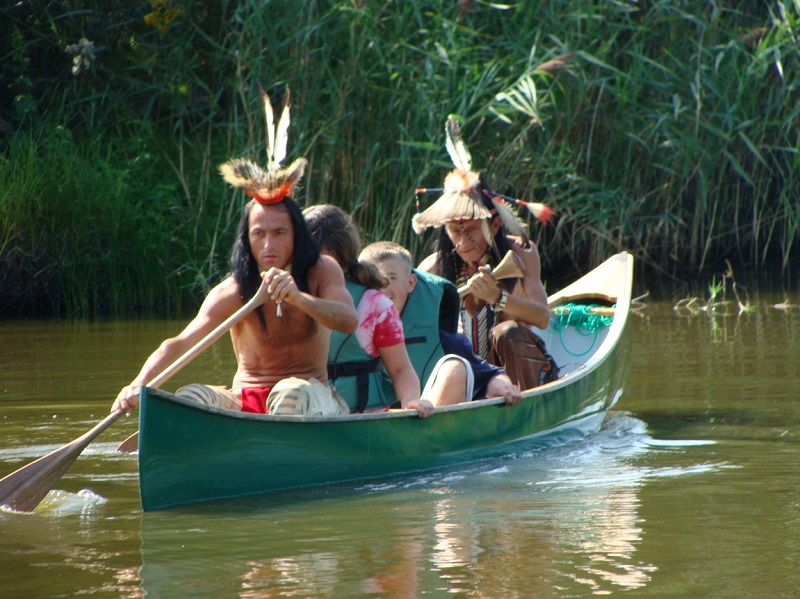 Wioska Indiańska -  wycieczki szkolna dla licealistów 