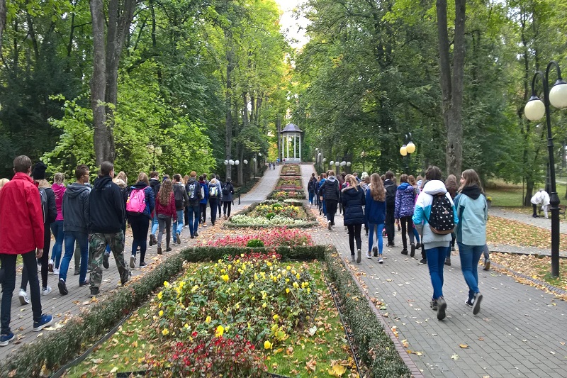  Ziemia Kłodzka ze Skalnym Miastem - wycieczka szkolna dla licealistów 